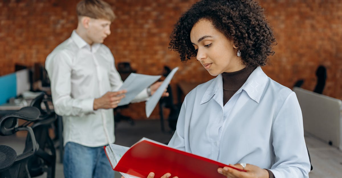 découvrez l'assurance décennale, une garantie essentielle pour les professionnels du bâtiment. protégez vos chantiers contre les vices cachés et assurez la tranquillité d'esprit de vos clients grâce à des couvertures adaptées et une expertise reconnue.