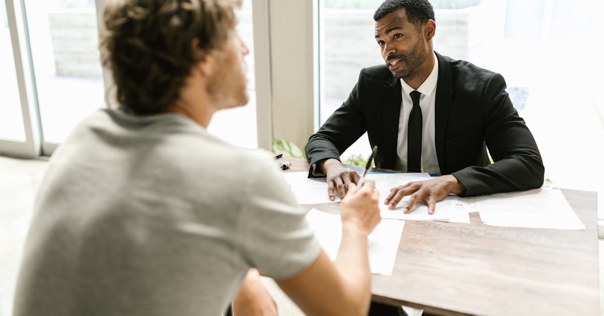 découvrez notre assurance professionnelle sur mesure, conçue pour protéger votre entreprise contre les imprévus. bénéficiez d'une couverture adaptée à vos besoins et d'un accompagnement expert pour garantir la pérennité de votre activité.